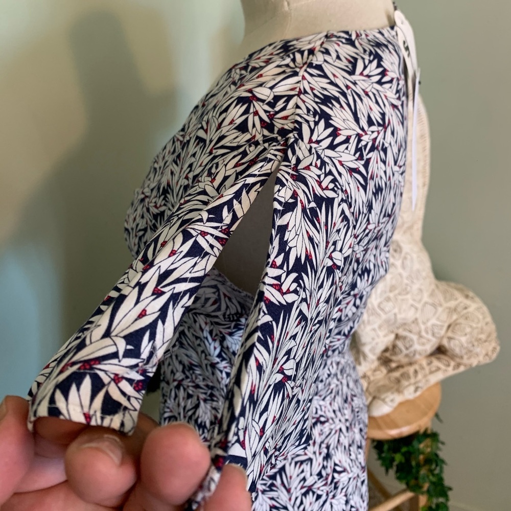 Sundress - Picture 4 of 6